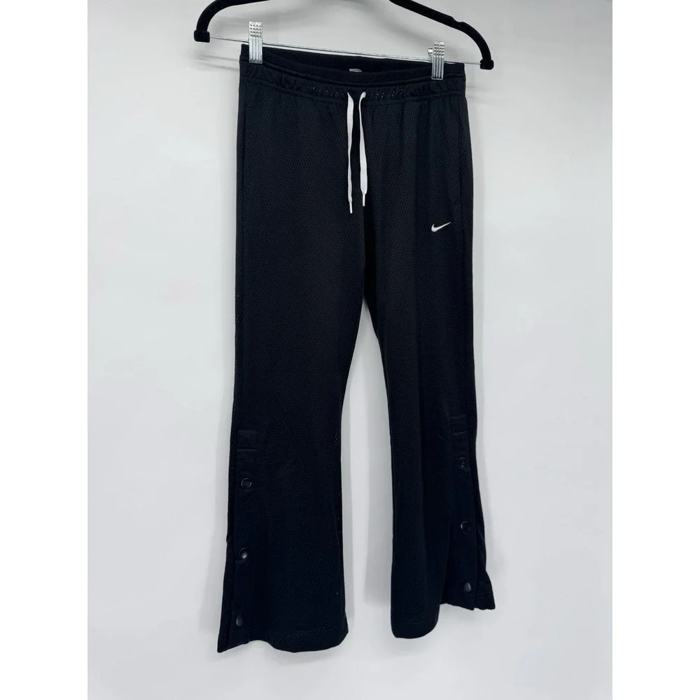 Nike girl M mesh lined snap side back logo flare pants athletic Y2K 90s preppy